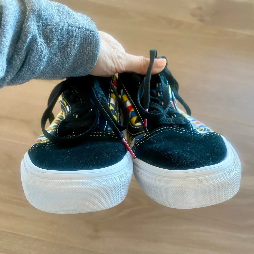 Vans old skool playing cards skate shoes, size M 5/W 6.5 - Picture 3 of 9